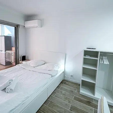 Magnifique Studio Avec Loggia, Parking, Proche De La Mer Антіб
